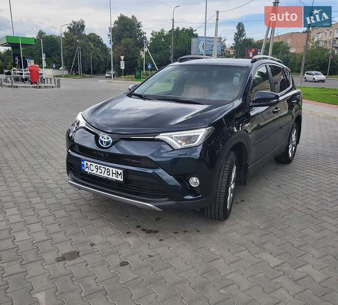 2017 toyota rav4