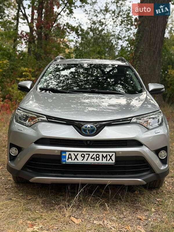 2018 toyota rav4