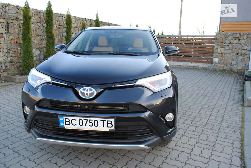 2016 toyota rav4