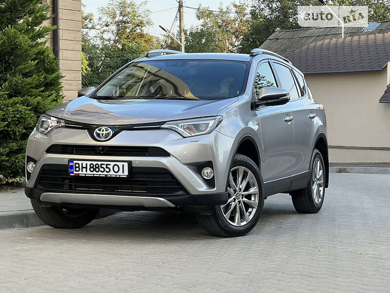 2018 toyota rav-4 hybrid