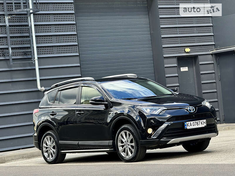 2018 toyota rav-4 hybrid