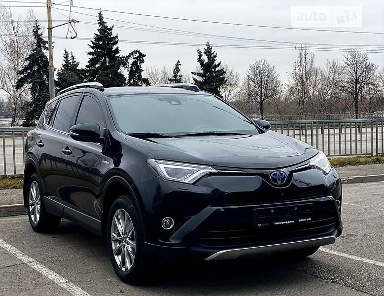 2018 toyota rav-4 hybrid