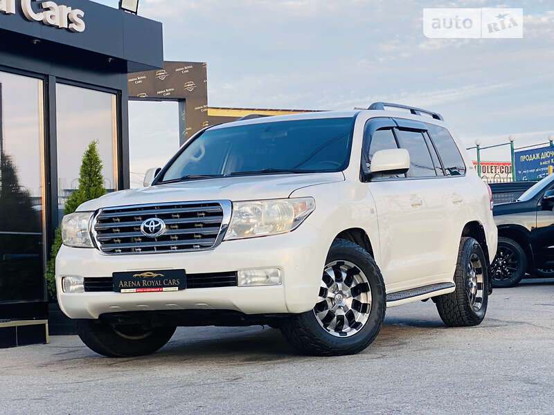 2008 toyota land cruiser 200