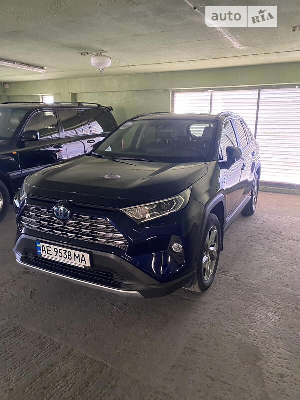 2019 toyota rav-4 hybrid