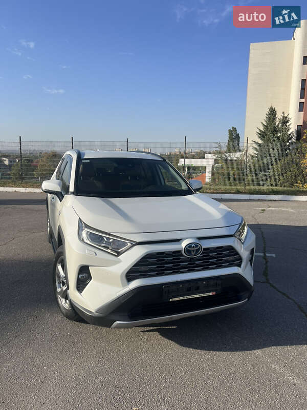 2019 toyota rav-4 hybrid