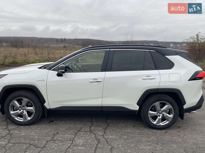 2021 toyota rav4