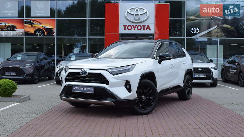 2023 toyota rav4