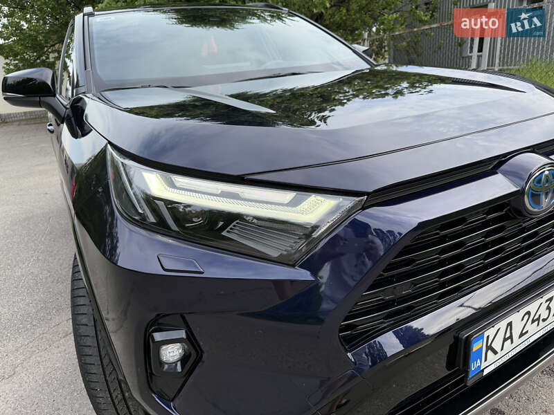 2022 toyota rav-4 hybrid