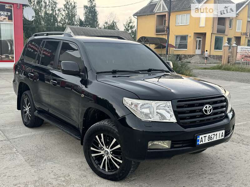 2008 toyota land cruiser 200