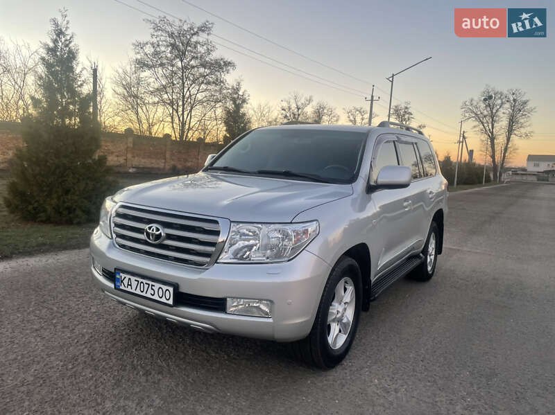 2008 toyota land cruiser