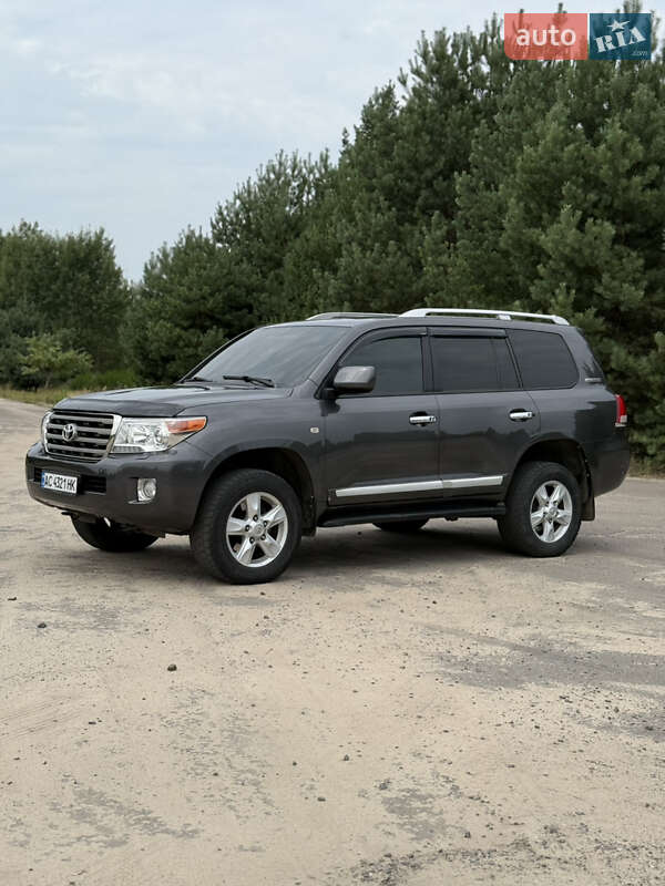 2008 toyota land cruiser