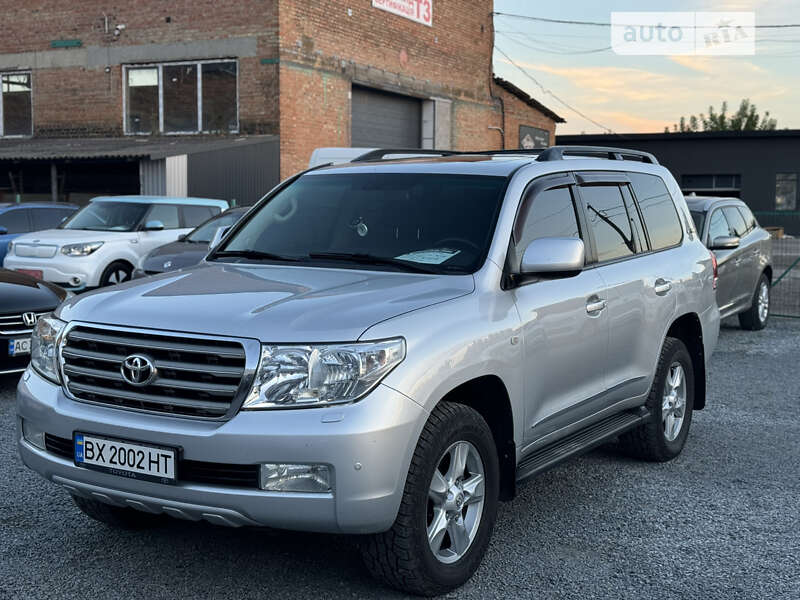 2008 toyota land cruiser 200
