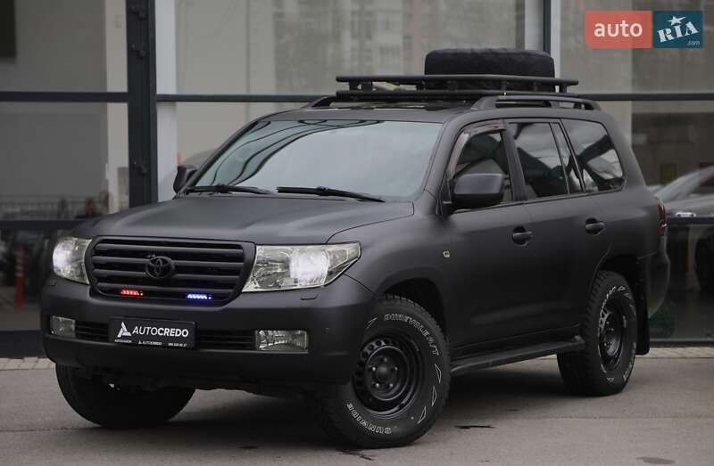2008 toyota land cruiser 200