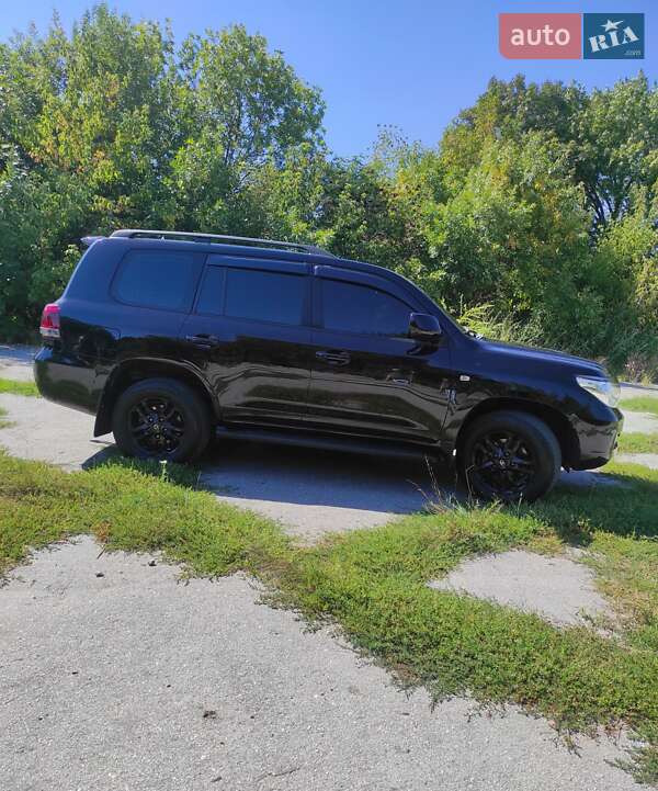 2008 toyota land cruiser