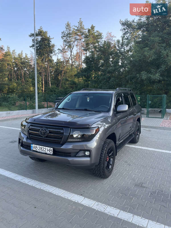 2008 toyota land cruiser