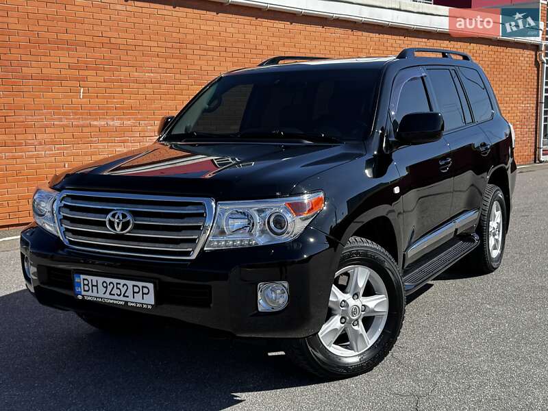 2008 toyota land cruiser 200