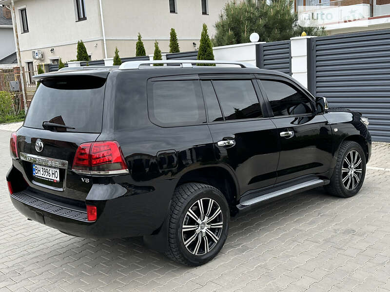 2007 toyota land cruiser 200