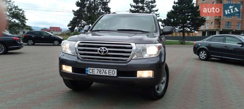 2008 toyota land cruiser 200