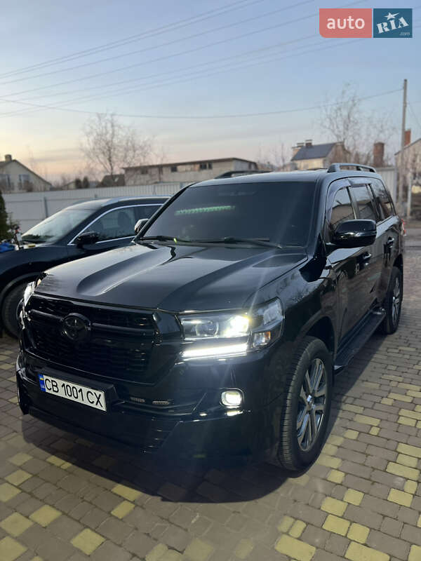 2008 toyota land cruiser 200