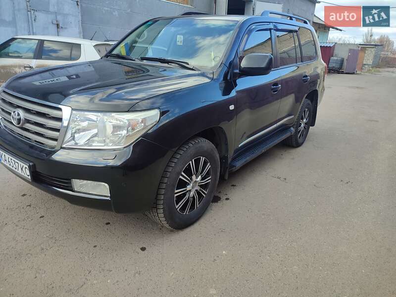 2008 toyota land cruiser 200