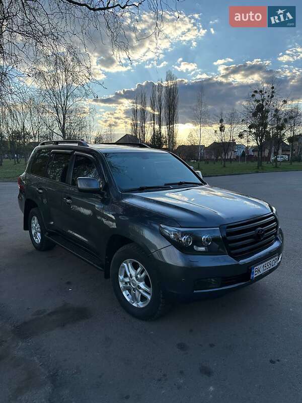 2008 toyota land cruiser