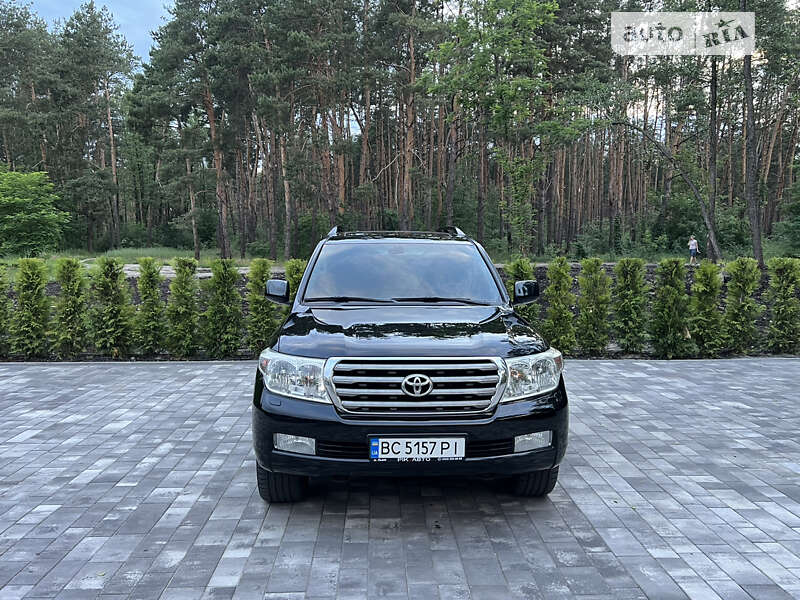 2008 toyota land cruiser 200