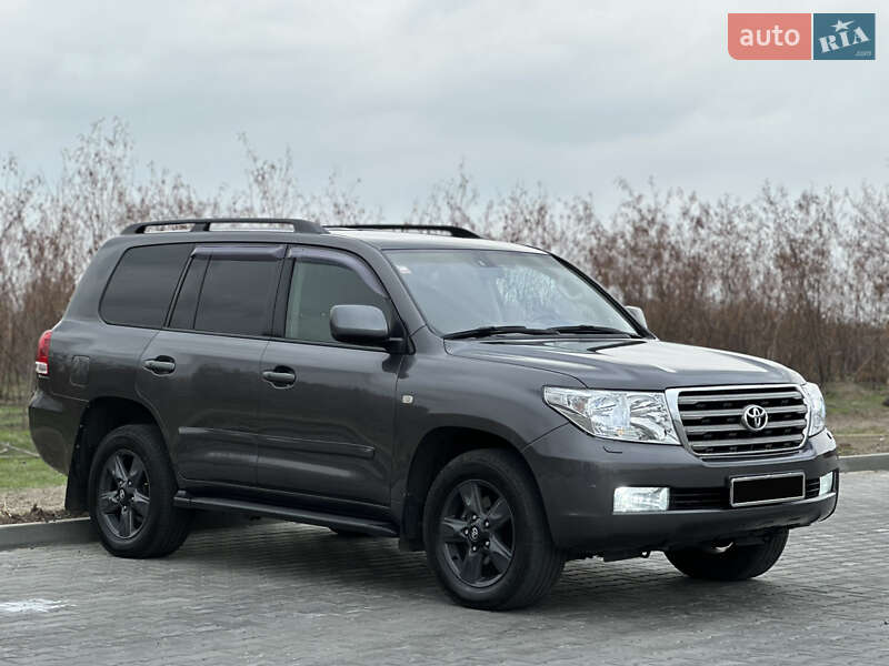 2008 toyota land cruiser 200