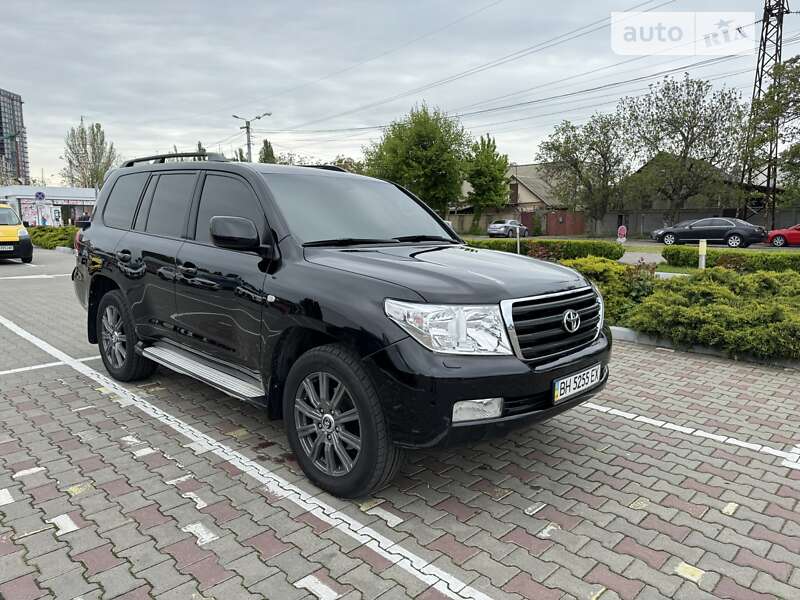 2008 toyota land cruiser 200