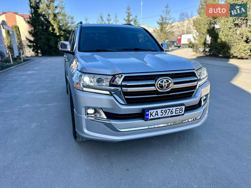 2008 toyota land-cruiser-200