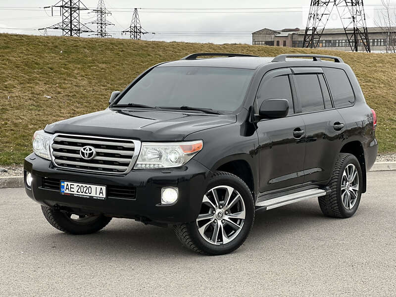2009 toyota land cruiser 200