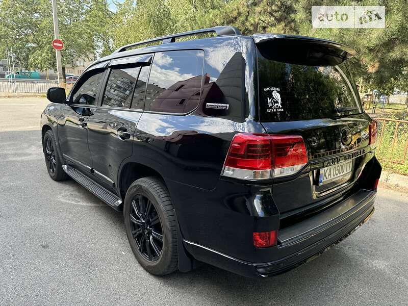 2008 toyota land cruiser