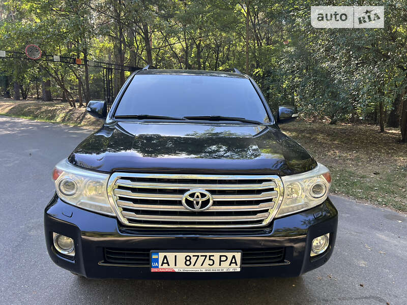 2008 toyota land cruiser 200