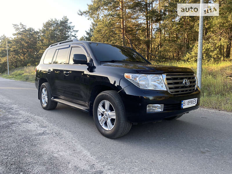 2008 toyota land cruiser 200