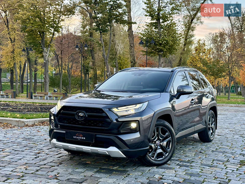 2022 toyota rav-4 hybrid