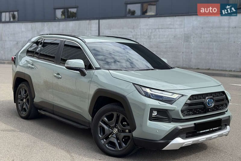 2023 toyota rav-4 hybrid