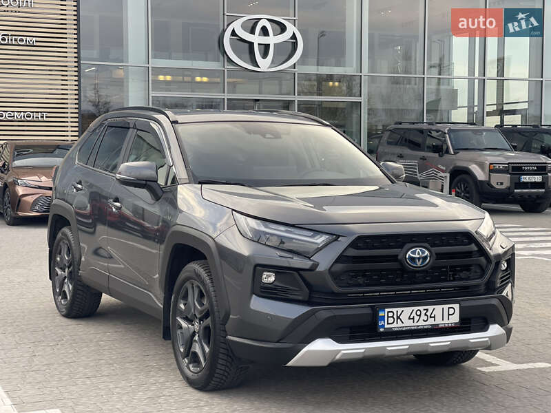 2023 toyota rav-4 hybrid