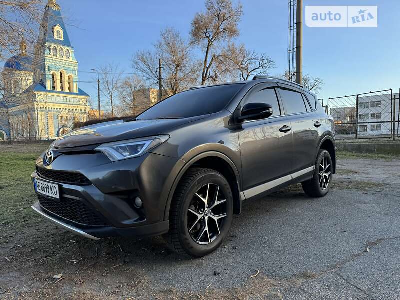 2016 toyota rav4