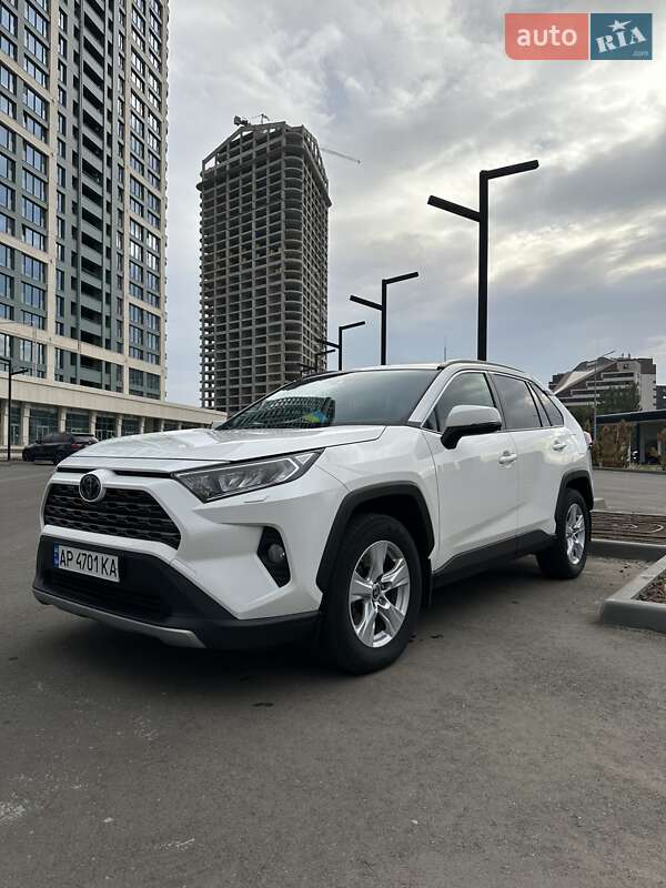 2020 toyota rav4