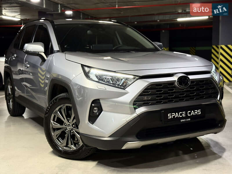 2023 toyota rav4