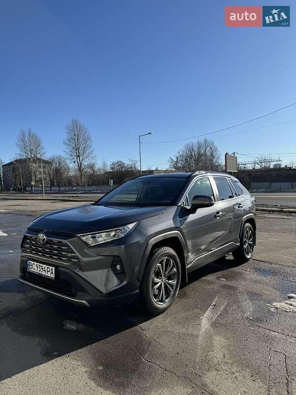 2022 toyota rav4