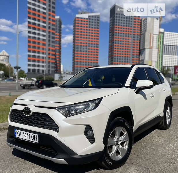 2020 toyota rav4