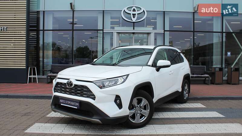 2023 toyota rav4