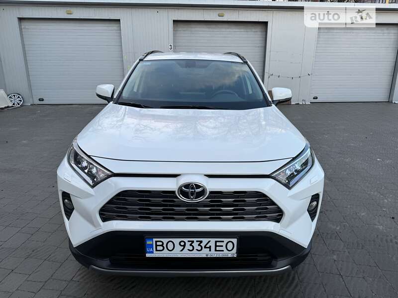 2019 toyota rav4