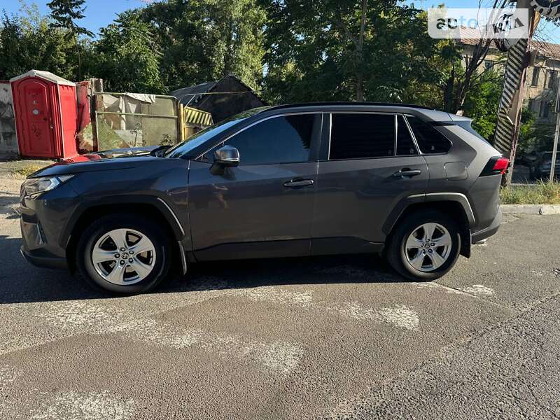 2019 toyota rav4