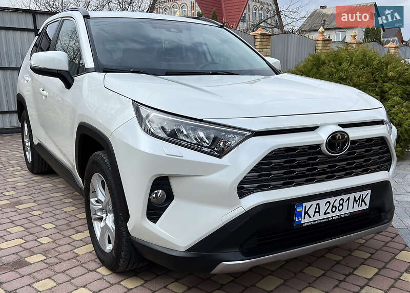 2021 toyota rav4