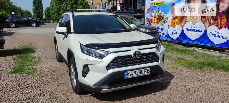 2021 toyota rav4