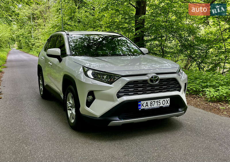 2019 toyota rav4