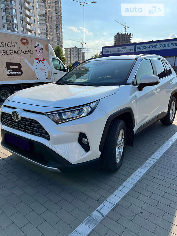2018 toyota rav4