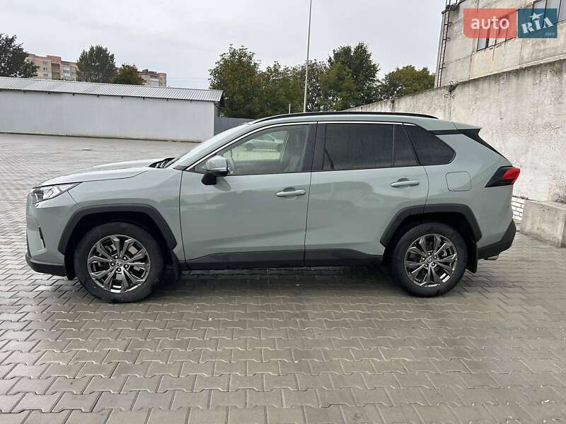2022 toyota rav4
