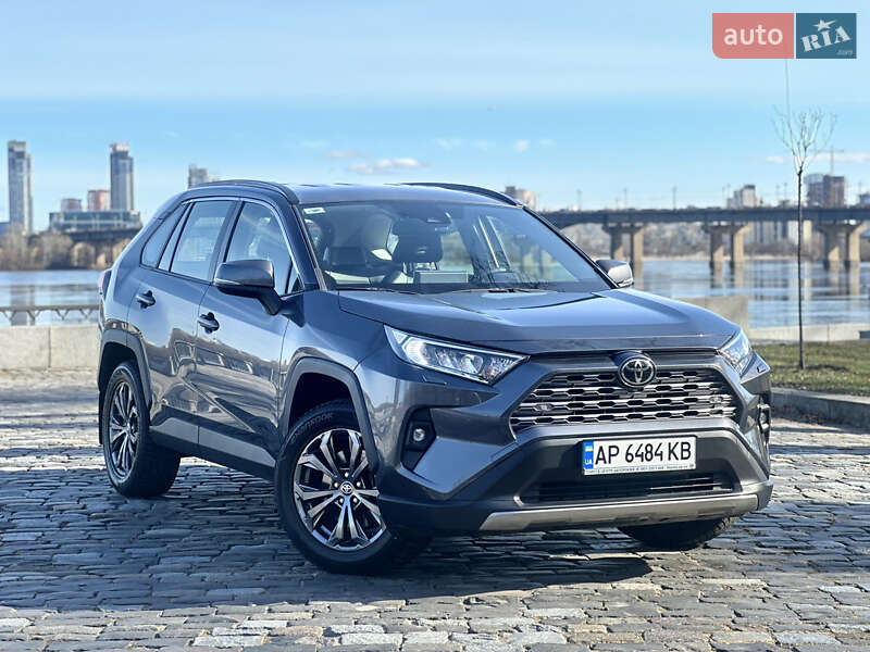 2022 toyota rav4